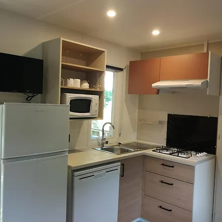 Camping Le Fou Du Roi Lansargues