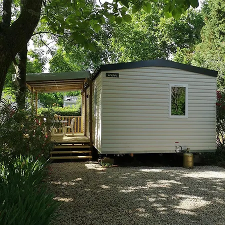 Camping Le Fou Du Roi Lansargues